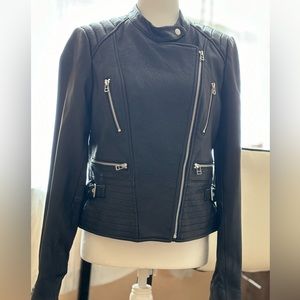 Leather jacket Size medium